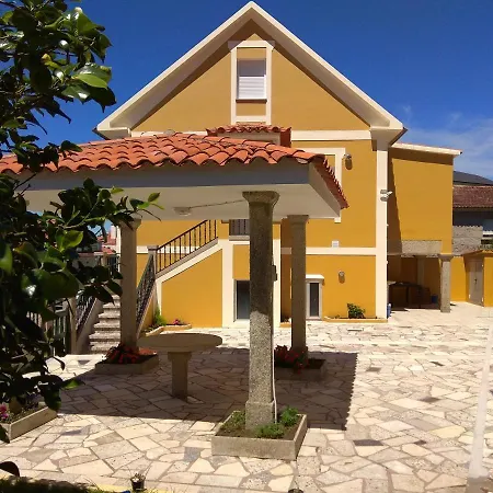 Casa Marisma Xacobeo 산신소
