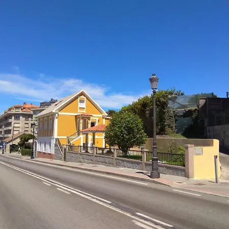 Casa Marisma Xacobeo * 산신소
